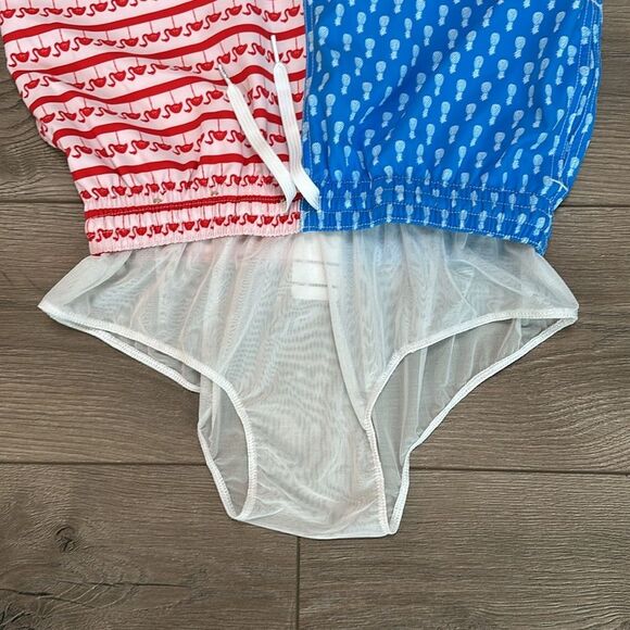 Chubbies 7” The Fruited Plains Swim Trunks Red White Blue Size Small - Picture 6 of 10